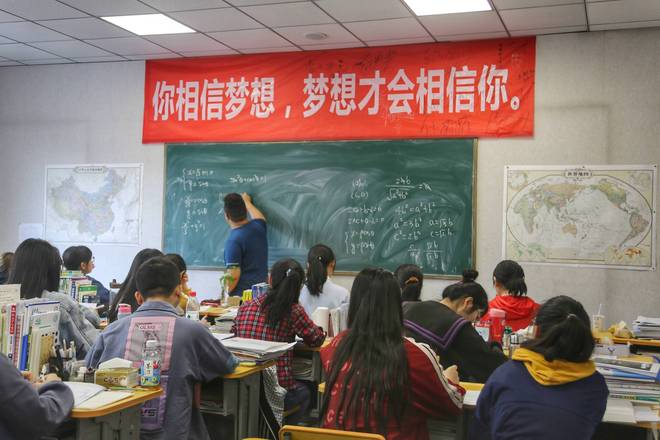 &ldquo;五一面对面&rdquo;用大数据说话,丹青易考引领美术学子开启艺术之门